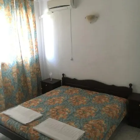 Guest house Къща За Гости “Калоян” *